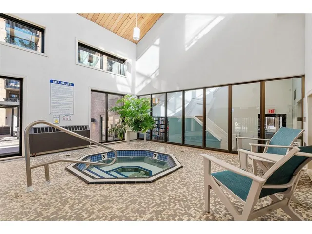 $525,000 | 110 1st Avenue Northeast, Unit F412, Minneapolis, MN 55413