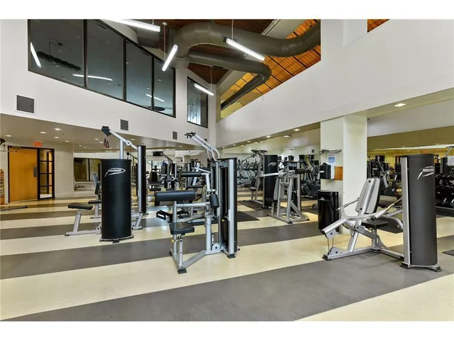 $525,000 | 110 1st Avenue Northeast, Unit F412, Minneapolis, MN 55413