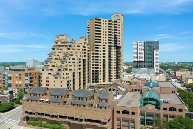 $525,000 | 110 1st Avenue Northeast, Unit F412, Minneapolis, MN 55413