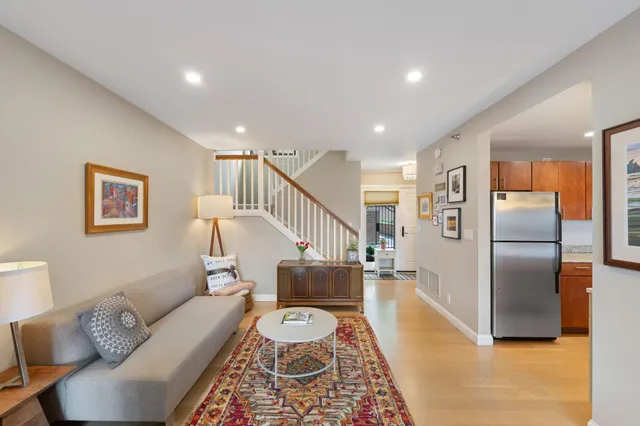 $525,000 | 110 1st Avenue Northeast, Unit F412, Minneapolis, MN 55413