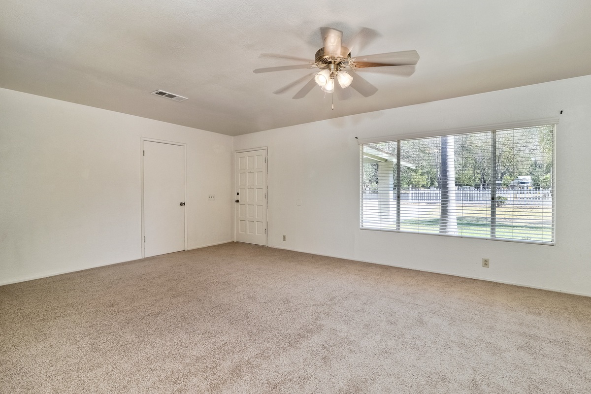 403 Smilax Road Vista, CA 92081 - Photo 15 of 25 Gallery Image 15