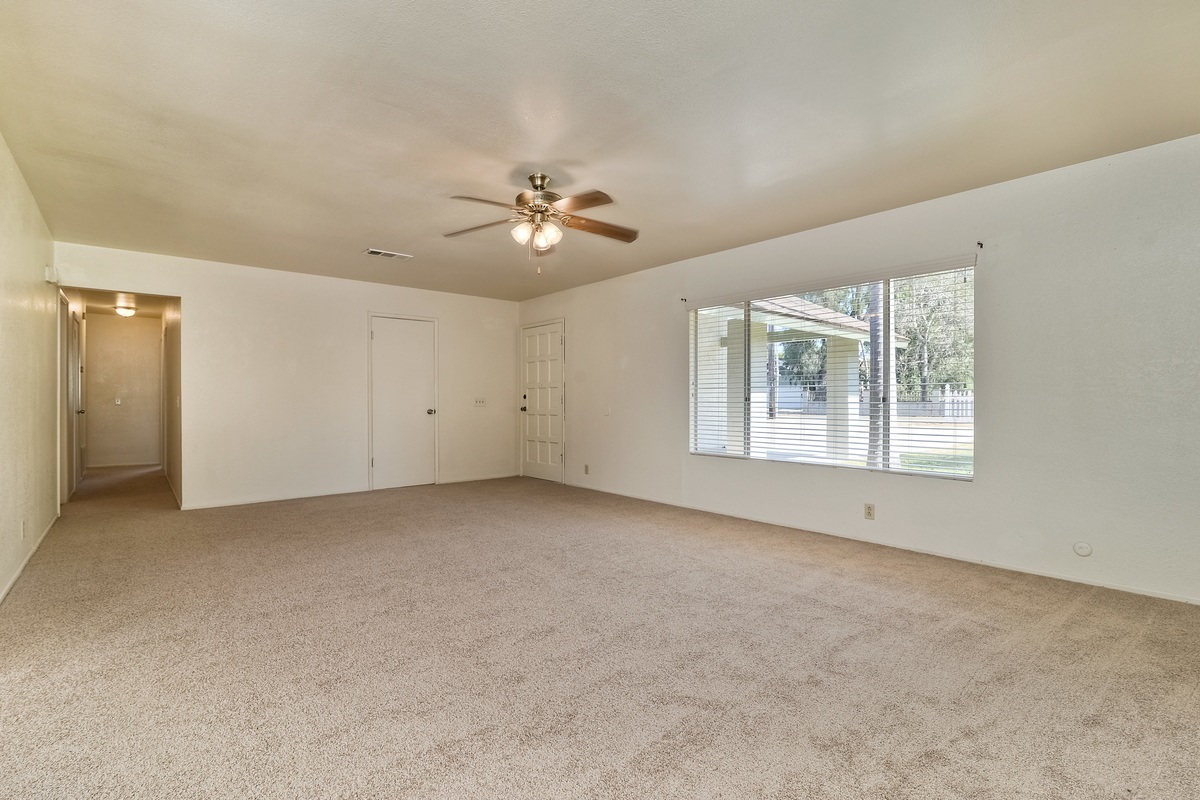 403 Smilax Road Vista, CA 92081 - Photo 6 of 25 Gallery Image 6
