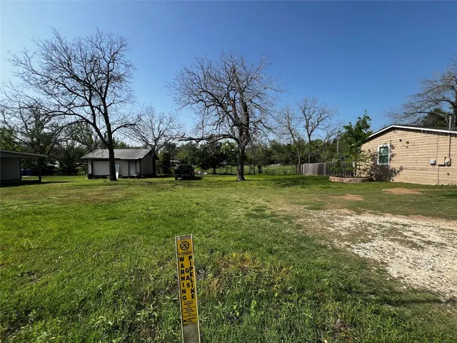 $75,000 | 506 West 2nd Street, Elgin, TX 78621
