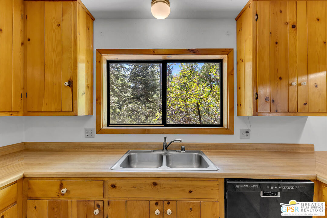 52260 Sylvan Way Idyllwild, CA 92549 - Photo 24 of 62