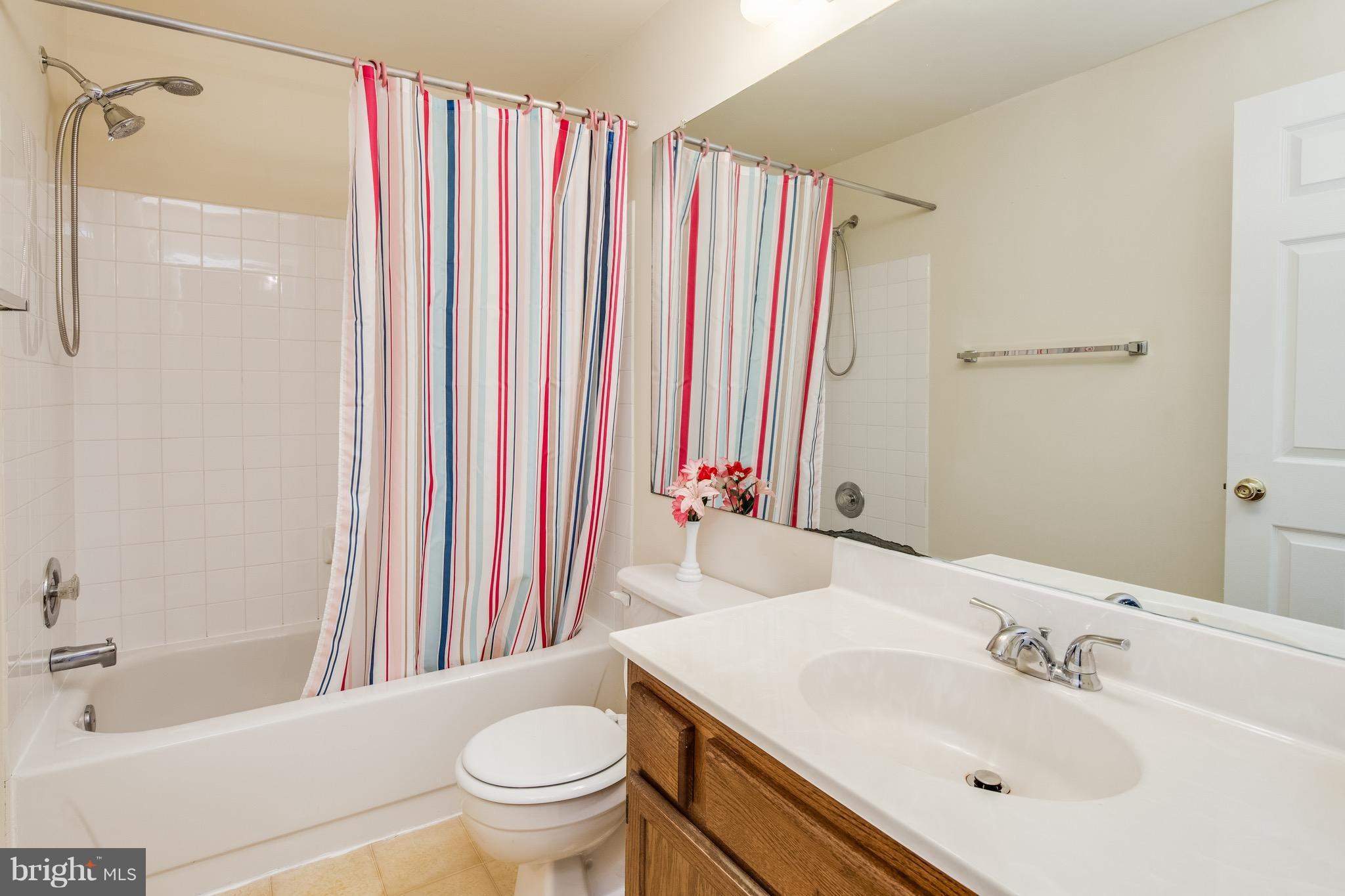 15005 Shamrock Ridge Road Silver Spring, MD 20906 - Photo 13 of 25 Second Bath on second floor