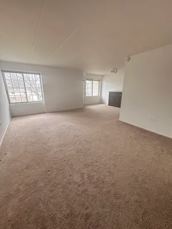 $1,500 | 8750 Harrison Avenue, Unit 213, Munster, IN 46321