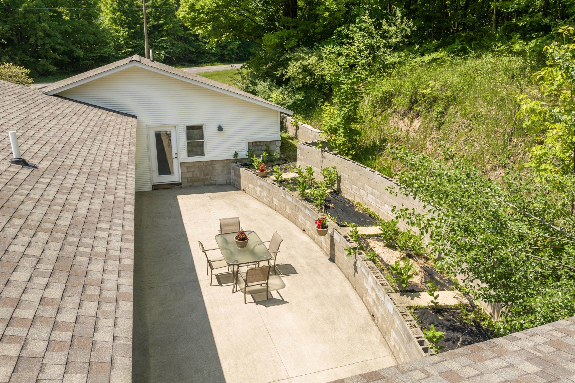 1740 North Setterbo Road Suttons Bay, MI 49682 - Photo 46 of 47 1935216-769e8544-9cad-49da-b84a-0795b9786a79.JPG