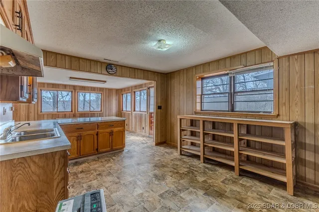 $259,000 | 599 Mayfair Drive, Camdenton, MO 65020