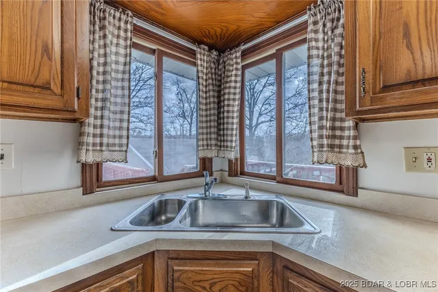 $259,000 | 599 Mayfair Drive, Camdenton, MO 65020