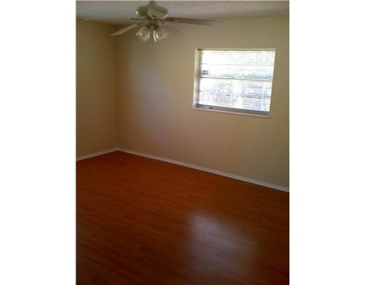 8912 Southwest 18th Road Boca Raton, FL 33433 - Photo 6 of 12 Master Bedroom