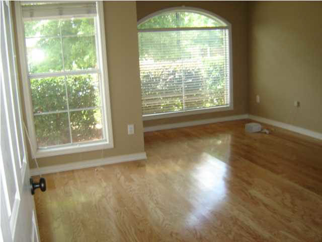 321 Creston Court Ridgeland, MS 39157 - Photo 3 of 15 Master Bedroom