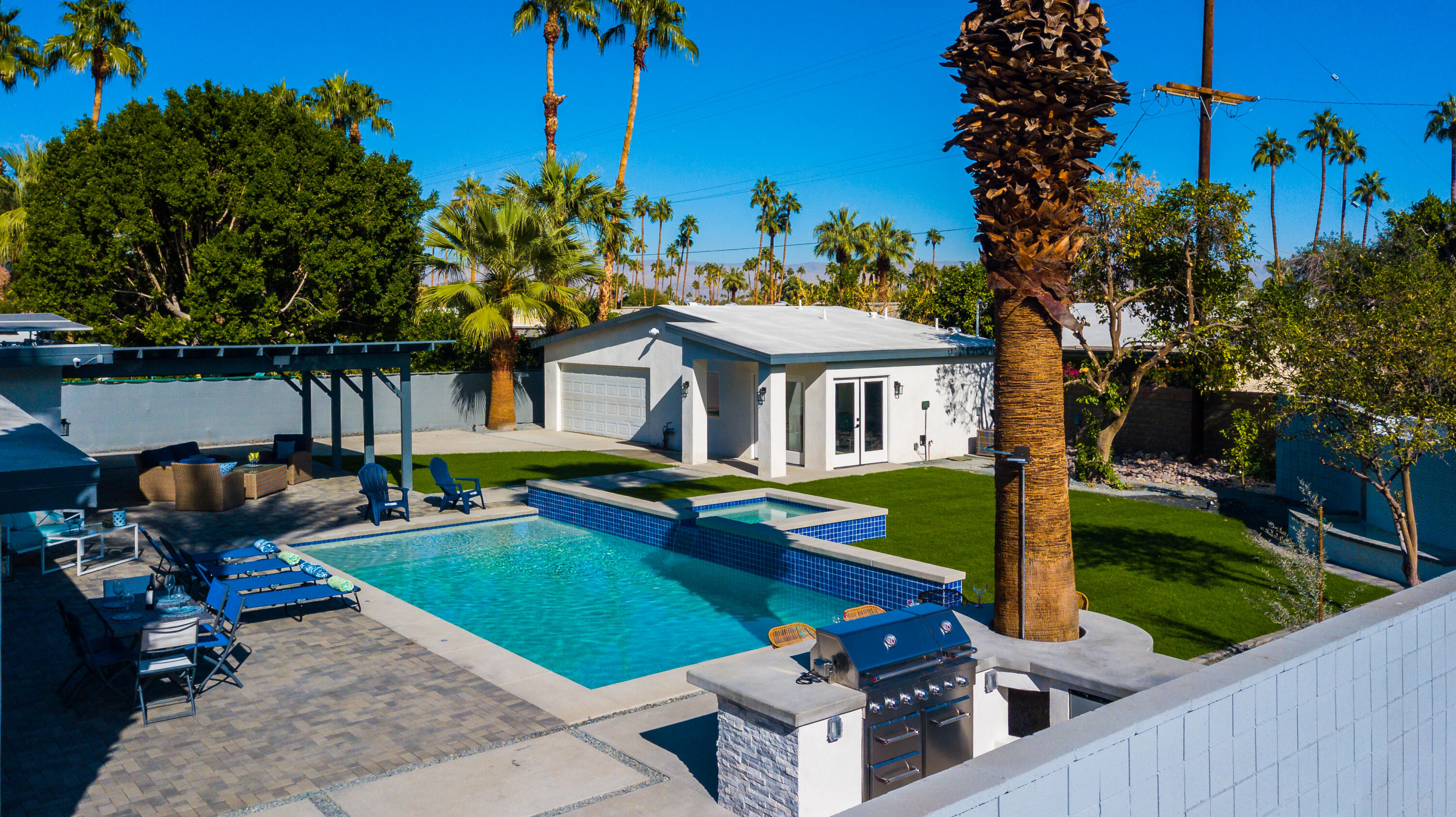 690 South Grenfall Road Palm Springs, CA 92264 - Photo 36 of 92 Glenfall (6 of 35)
