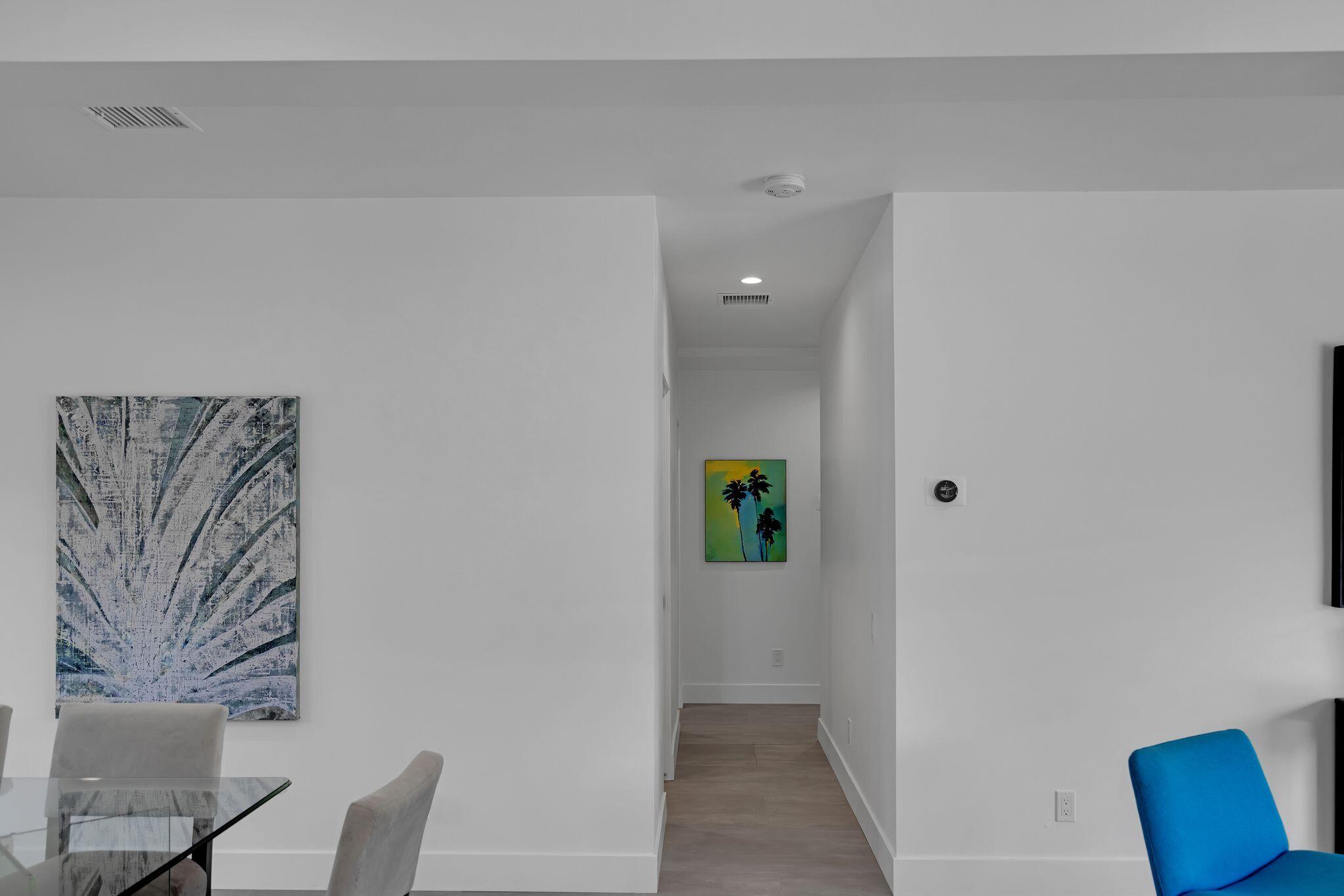 690 South Grenfall Road Palm Springs, CA 92264 - Photo 39 of 92 a view of an empty room and with furniture