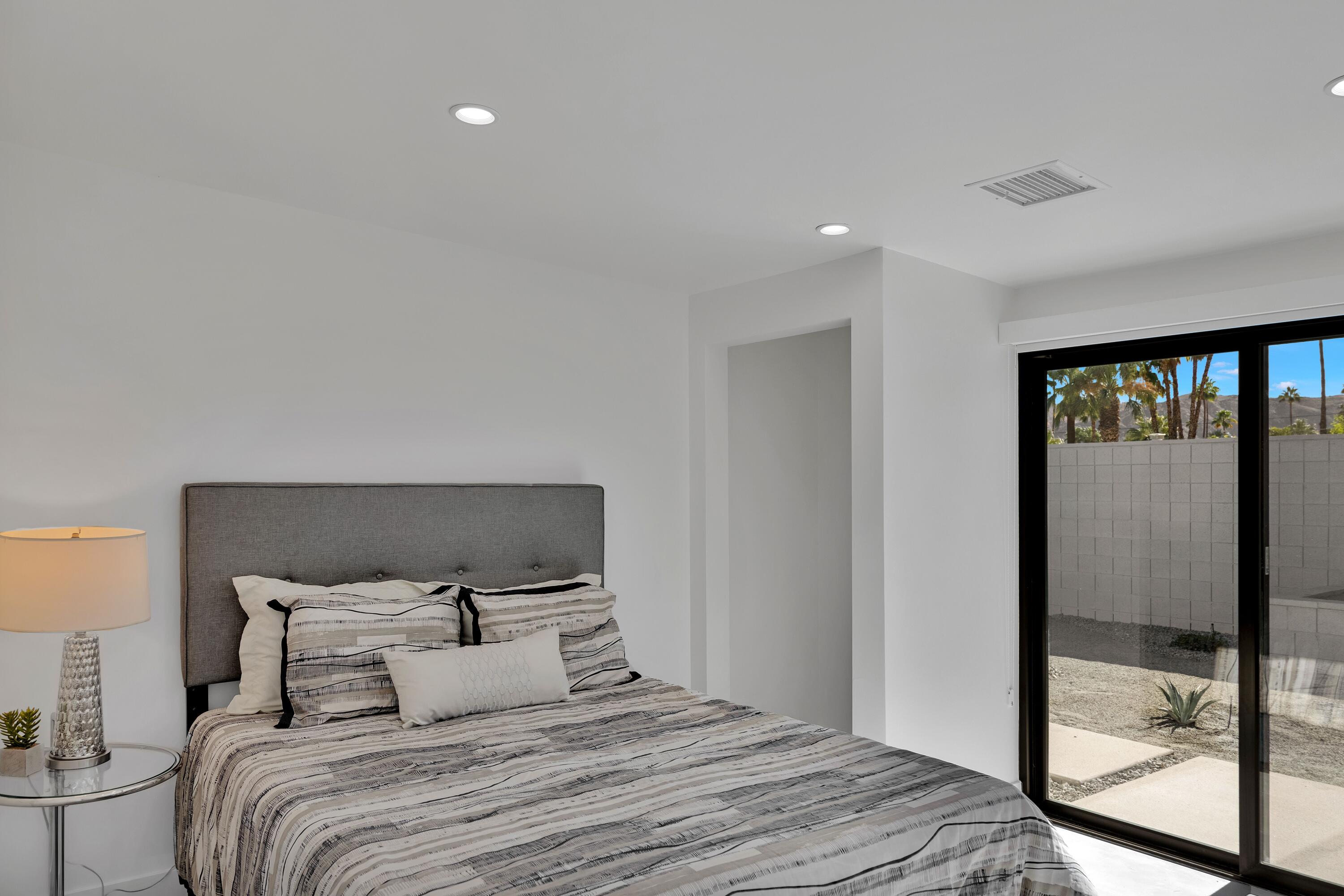 690 South Grenfall Road Palm Springs, CA 92264 - Photo 40 of 92 7IDQyqEg