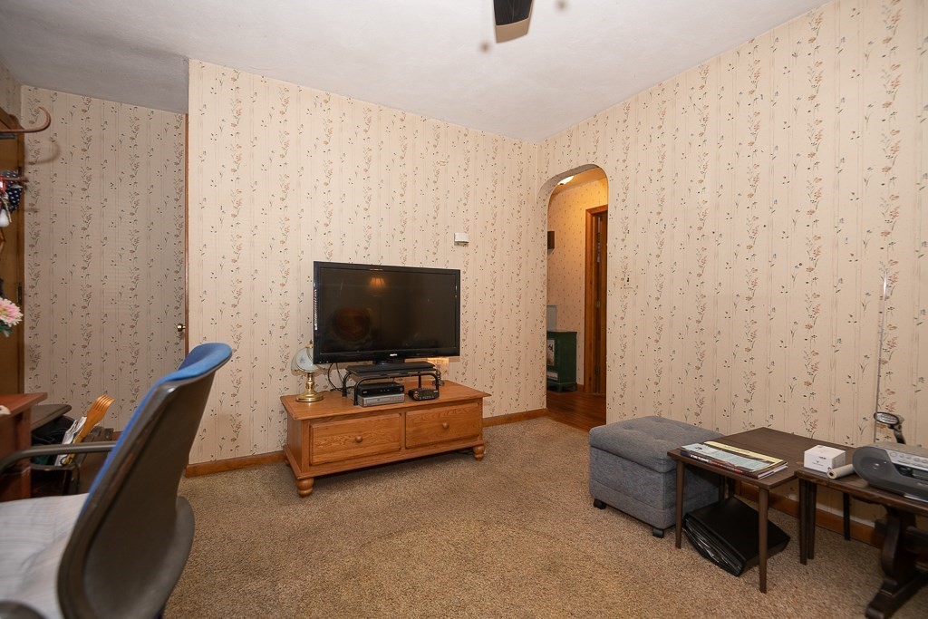 228 Merrimac Avenue Springfield, MA 01104 - Photo 7 of 17 Gallery Image 7