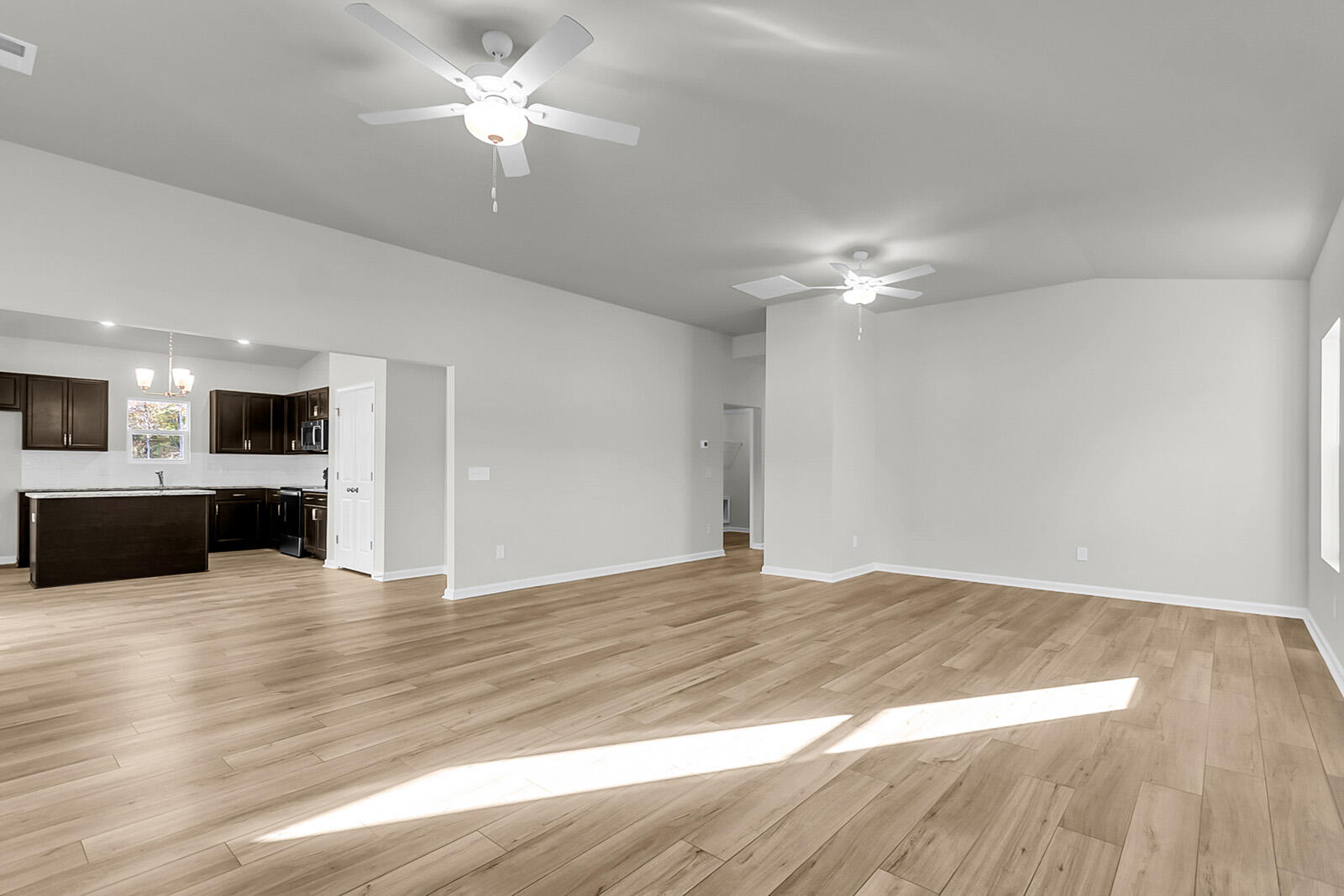 1015 Carolina Way Manning, SC 29102 - Photo 13 of 33 FMWeb09