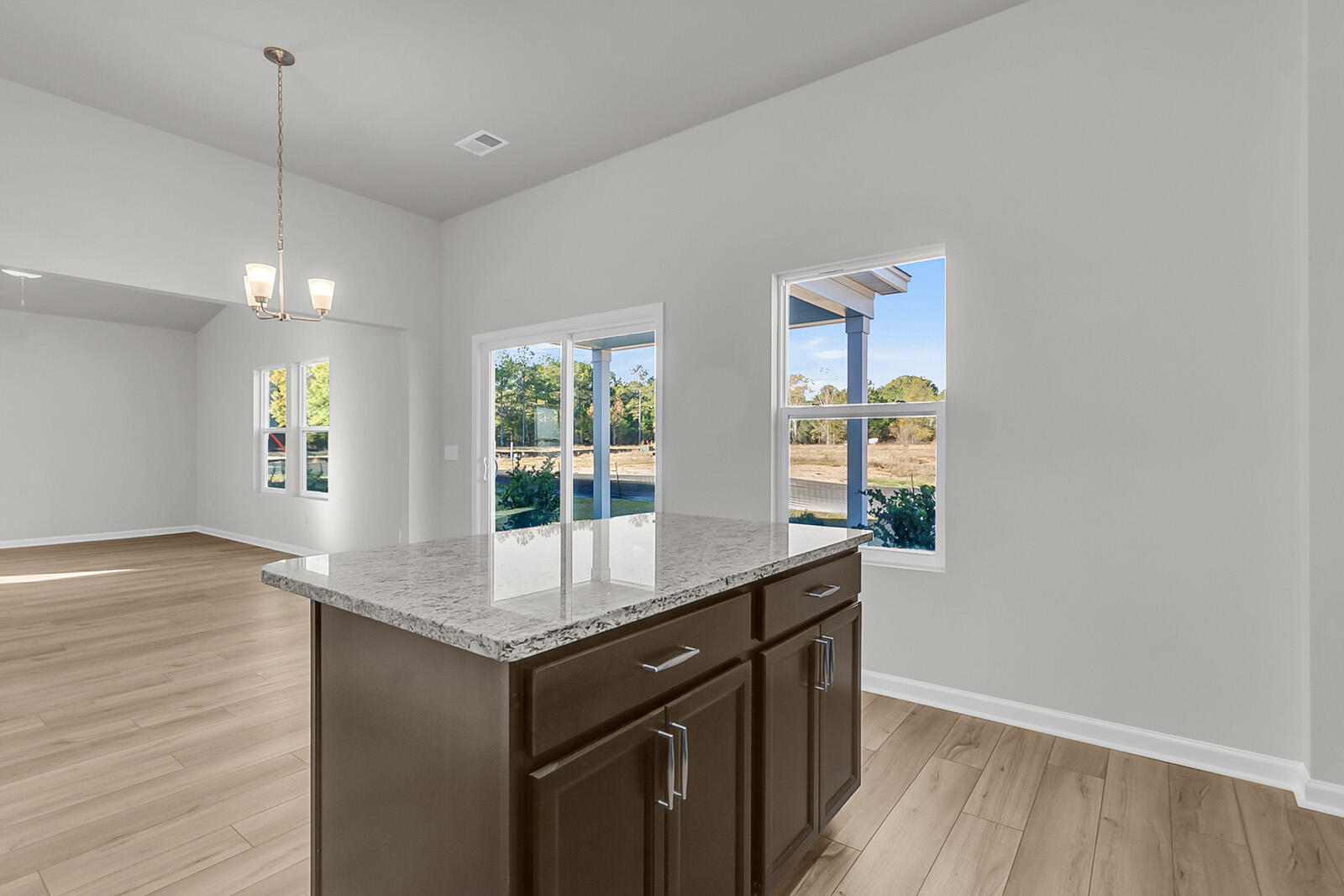 1015 Carolina Way Manning, SC 29102 - Photo 7 of 33 FMWeb05