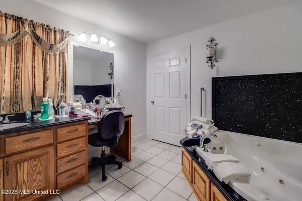 $465,000 | 15035 Pawnee Place, Kiln, MS 39556