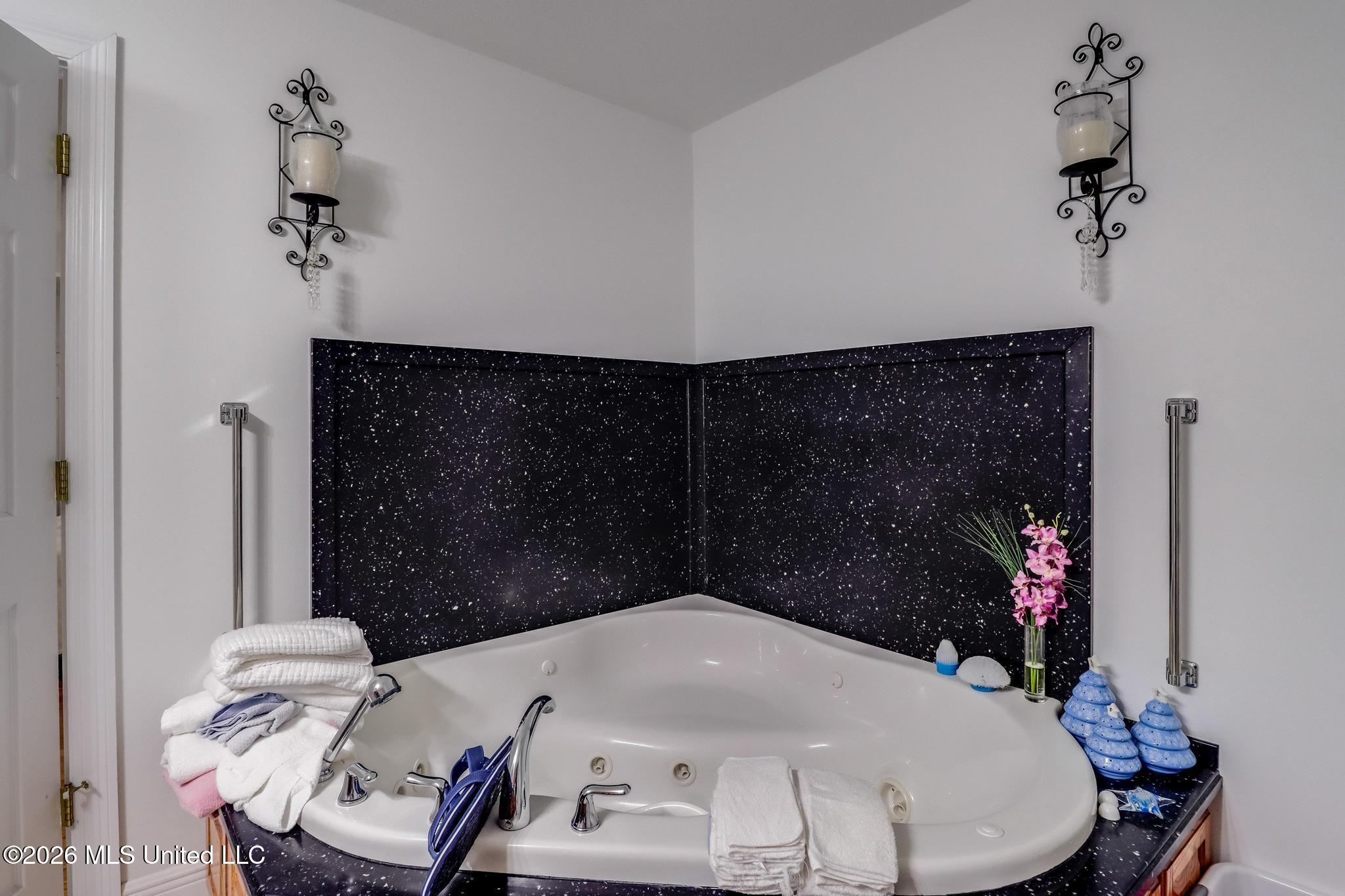 15035 Pawnee Place Kiln, MS 39556 - Photo 15 of 28 IMG_2680