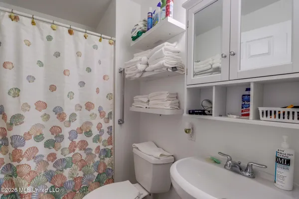 $465,000 | 15035 Pawnee Place, Kiln, MS 39556