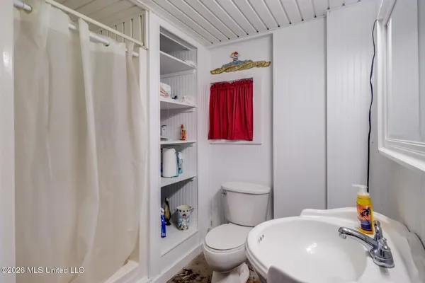 $465,000 | 15035 Pawnee Place, Kiln, MS 39556