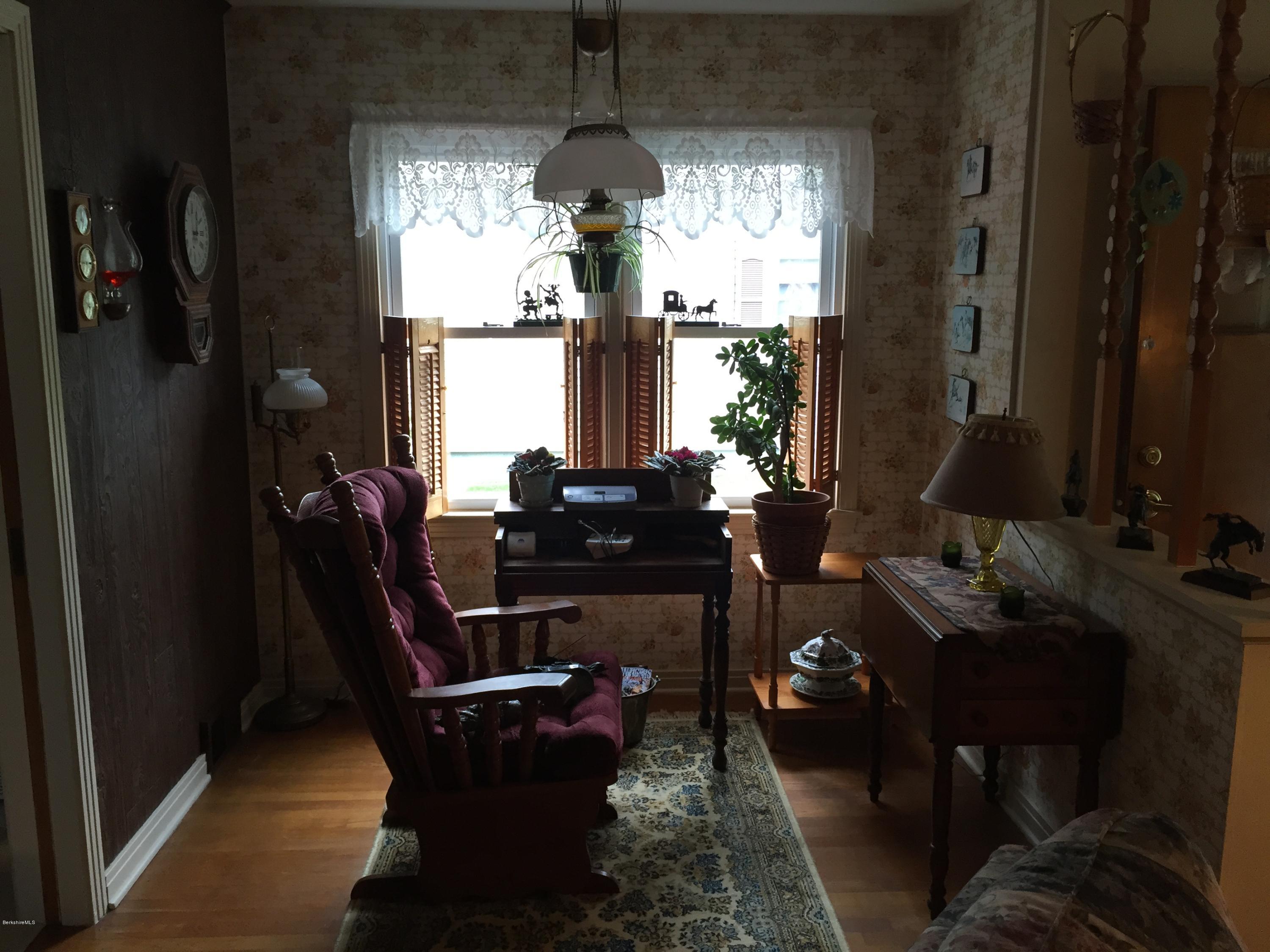 94 Tower Road Dalton, MA 01226 - Photo 13 of 13 Breakfast nook/dining area