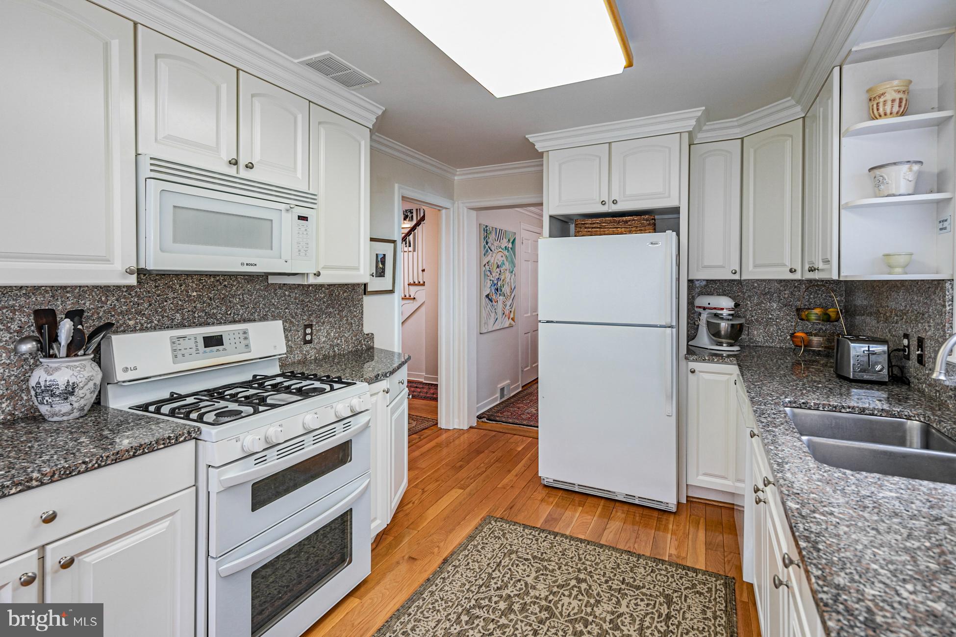 196 State Road Princeton, NJ 08540 - Photo 13 of 34 Kitchen