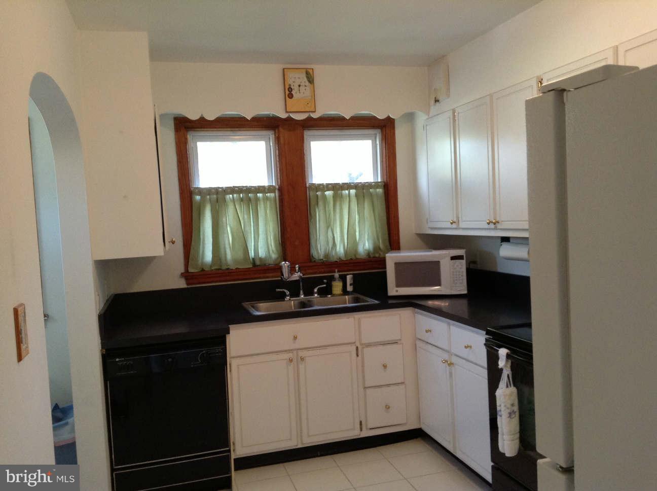 1647 Shookstown Road Frederick, MD 21702 - Photo 11 of 24 Kitchen