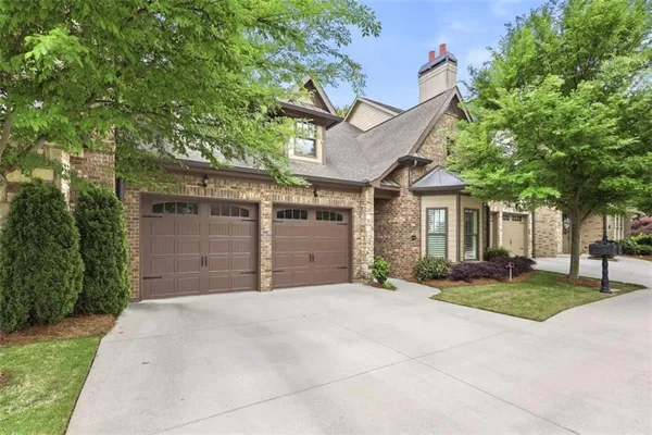 $850,000 | 890 Candler Street, Gainesville, GA 30501