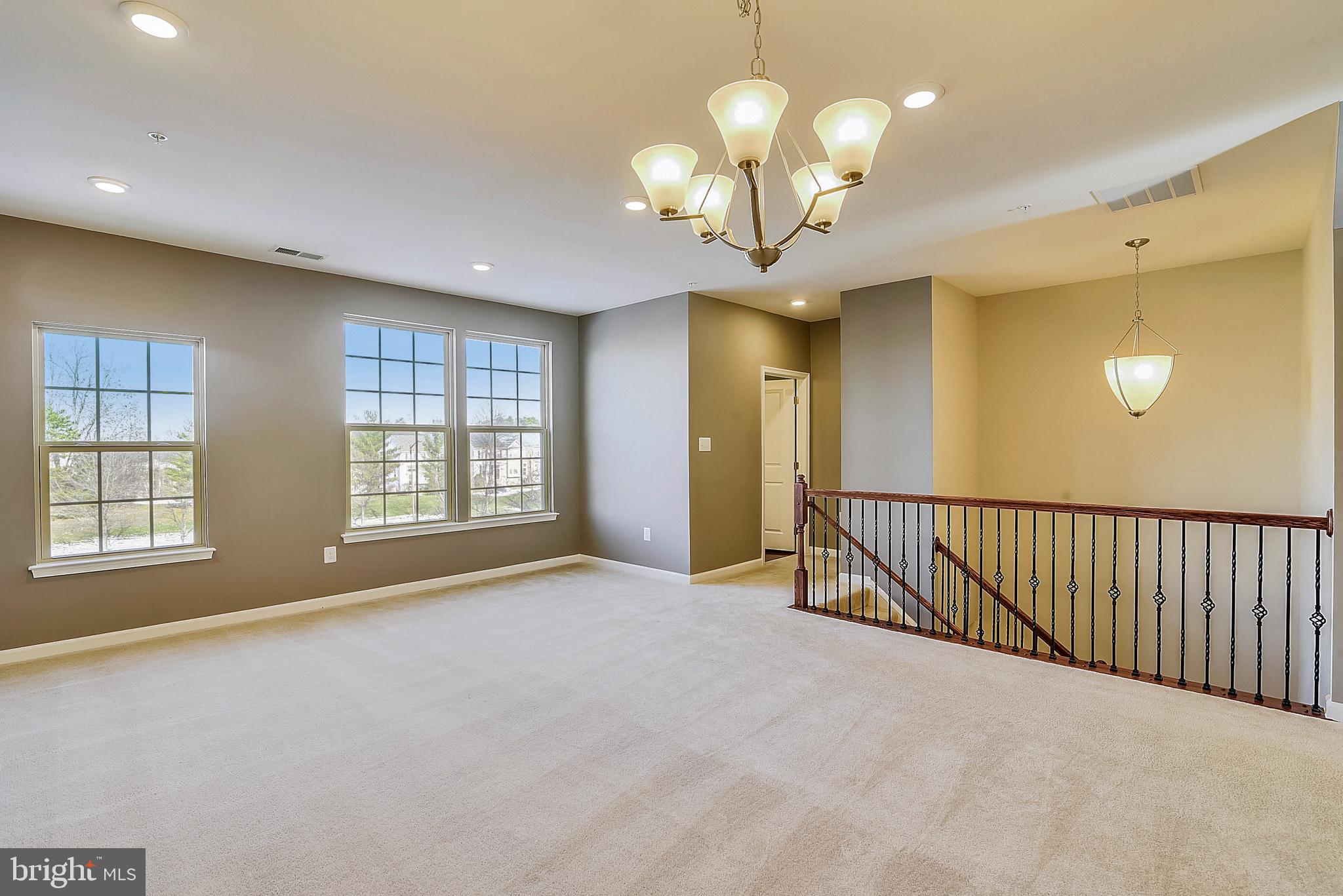 Huge Front Living Room/Dining Room Combo