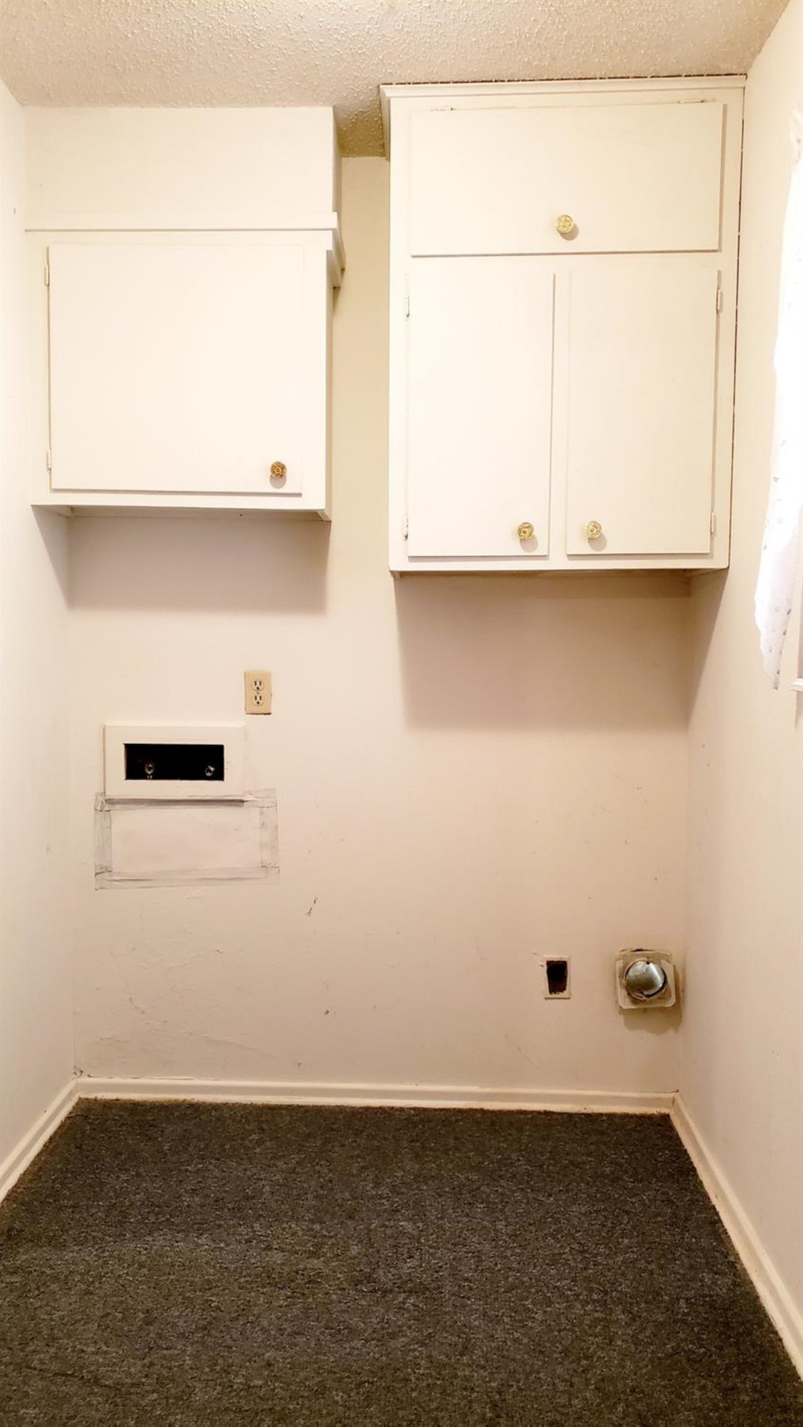 5419 46th Street Lubbock, TX 79414 - Photo 16 of 36 an empty room with a wooden floor