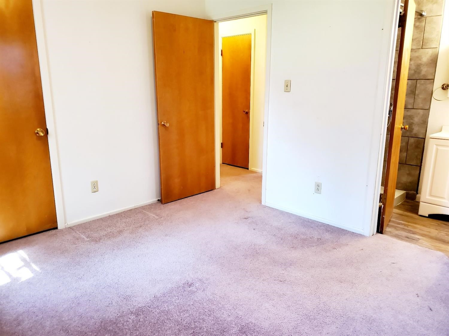 5419 46th Street Lubbock, TX 79414 - Photo 18 of 36 an empty room with window