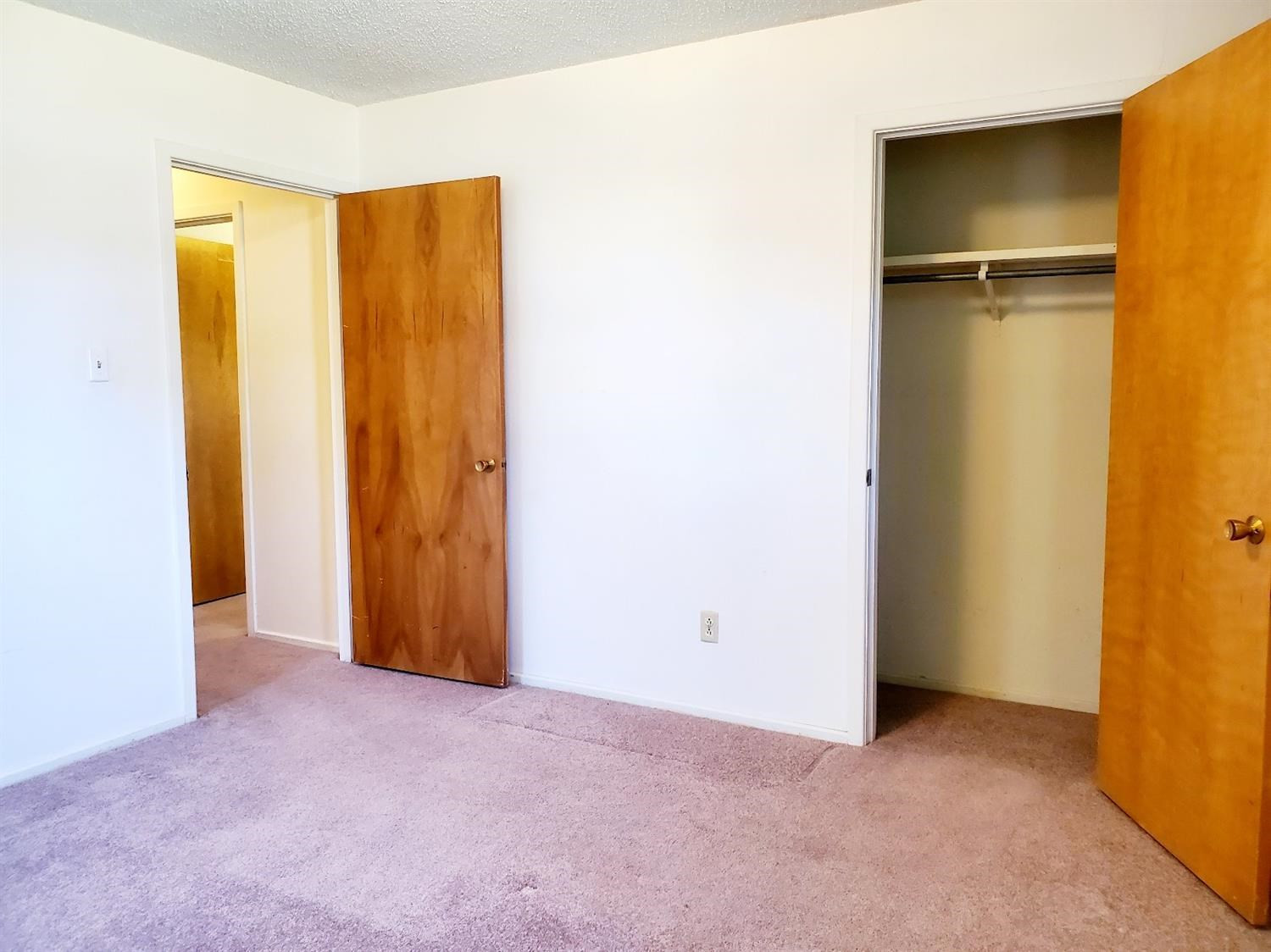 5419 46th Street Lubbock, TX 79414 - Photo 25 of 36 a view of an empty room with closet area