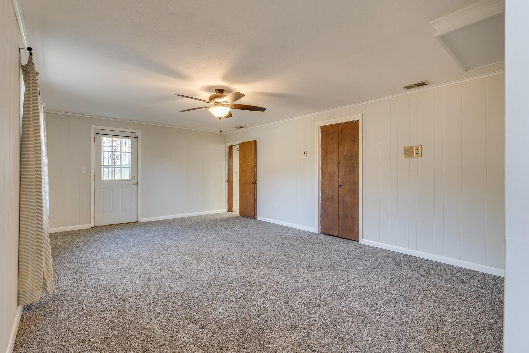 330 Hidden Valley Road Bristol, TN 37620 - Photo 24 of 29 027