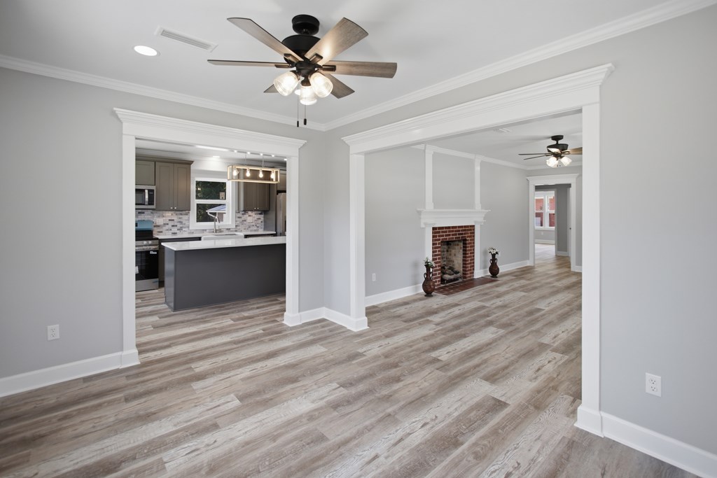 892 Claxton Avenue Elba, AL 36323 - Photo 5 of 53