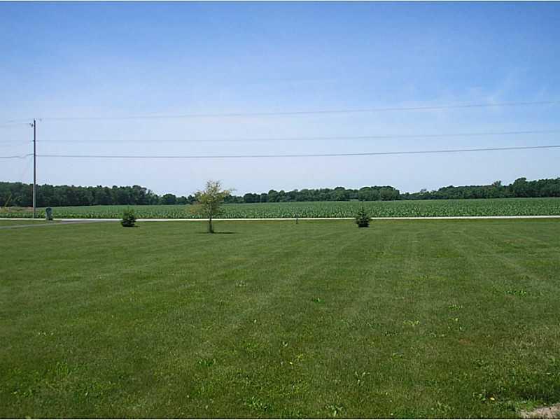 4676 Mills Road Springfield, OH 45502 - Photo 4 of 25