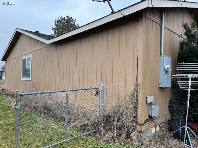 1090 West Ridgeway Avenue Hermiston, OR 97838 - Photo 17 of 22 Backyard