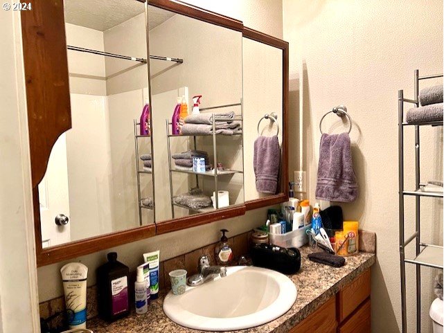1090 West Ridgeway Avenue Hermiston, OR 97838 - Photo 9 of 22 Owner's Suite Bedroom