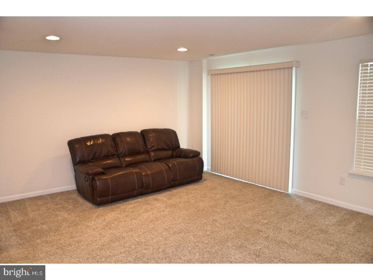 308 Iannelli Road Clarksboro, NJ 08020 - Photo 4 of 16 Family Room