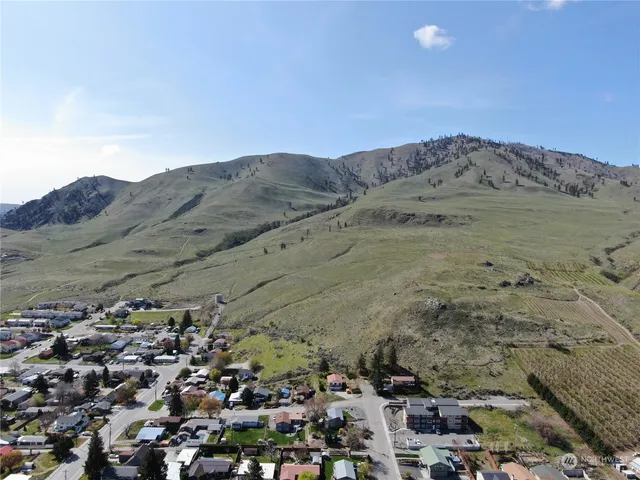 $350,000 | -nna East Iowa Street, Chelan, WA 98816