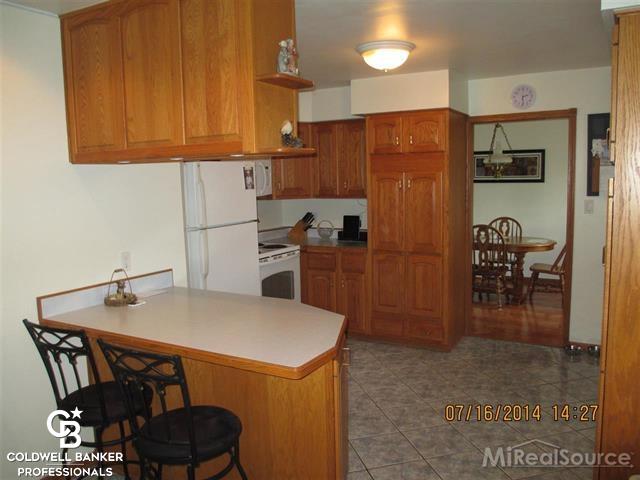380 West Wellman Line Road Melvin, MI 48454 - Photo 9 of 19 31308210-8.JPG