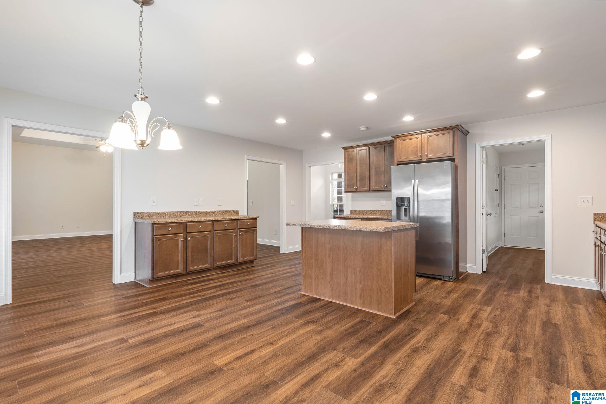 320 Golden Meadows Place Alabaster, AL 35007 - Photo 9 of 31