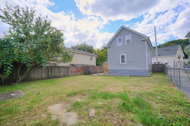 37 Rill Street Providence, RI 02908 - Photo 3 of 29 Gallery Image 3