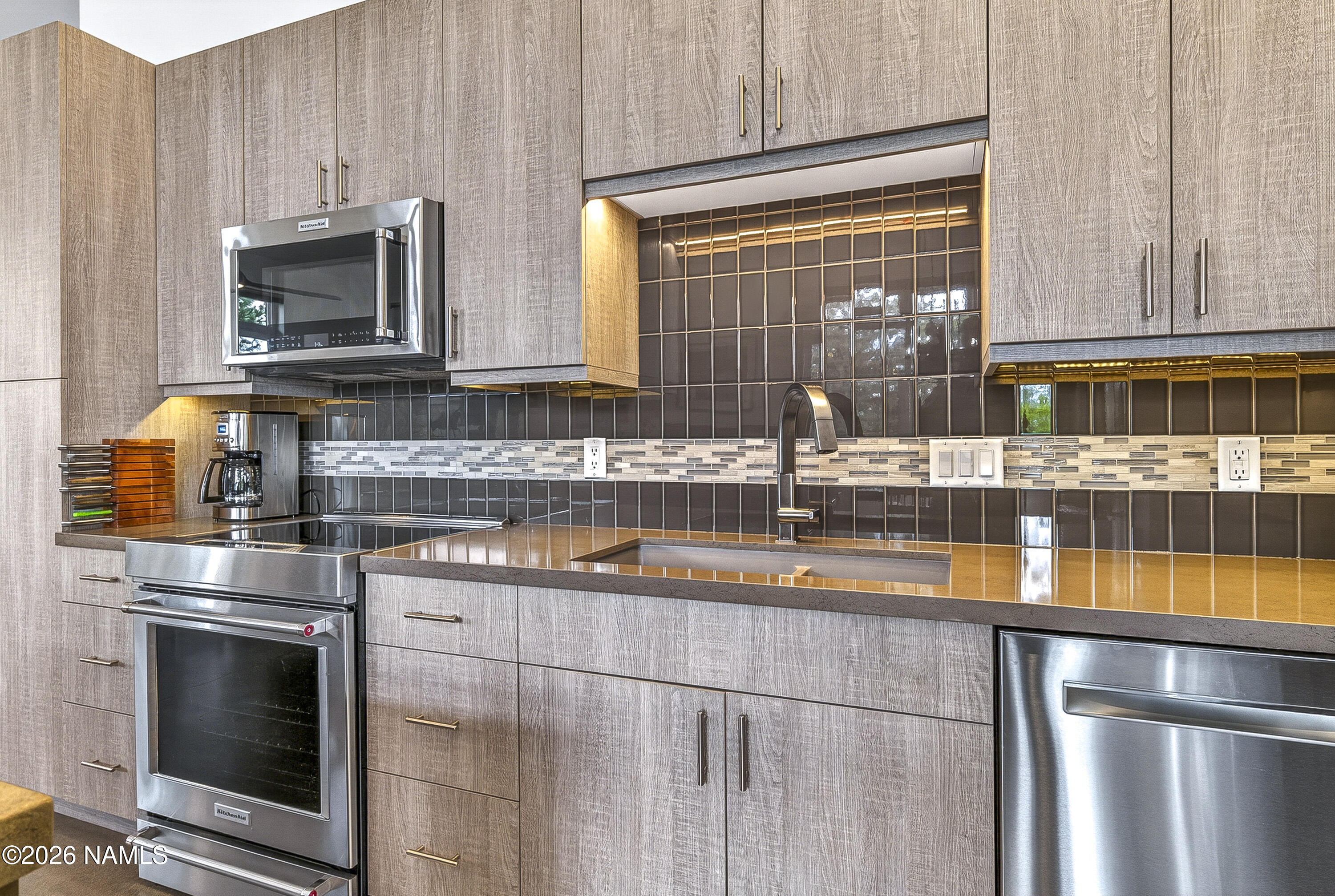 4165 Lariat Loop Flagstaff, AZ 86005 - Photo 9 of 42 Kitchen