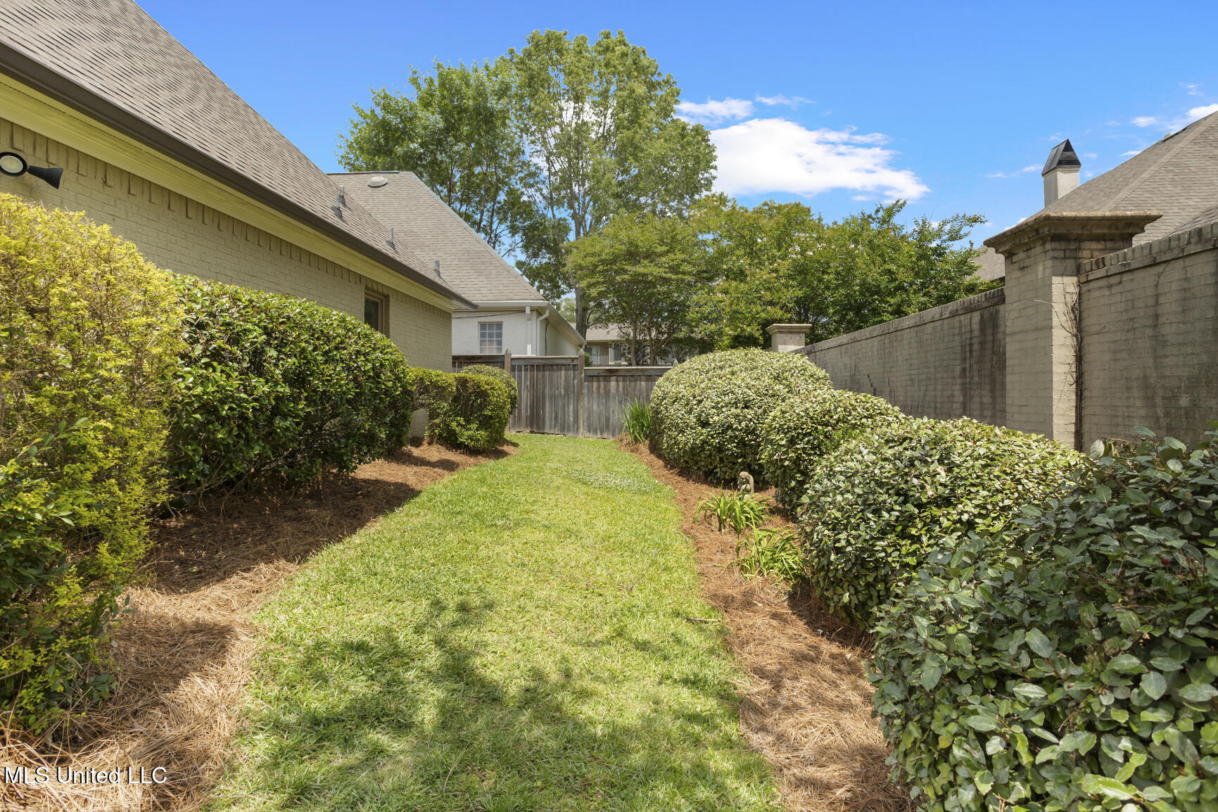 4 Waterford Place Jackson, MS 39211 - Photo 26 of 27 4 Waterford Place-42