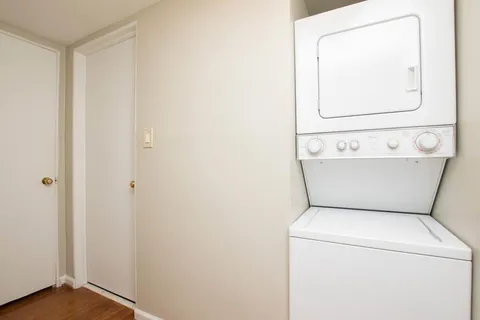 $270,000 | 3660 Peachtree Road Northeast, Unit 4E, Atlanta, GA 30319