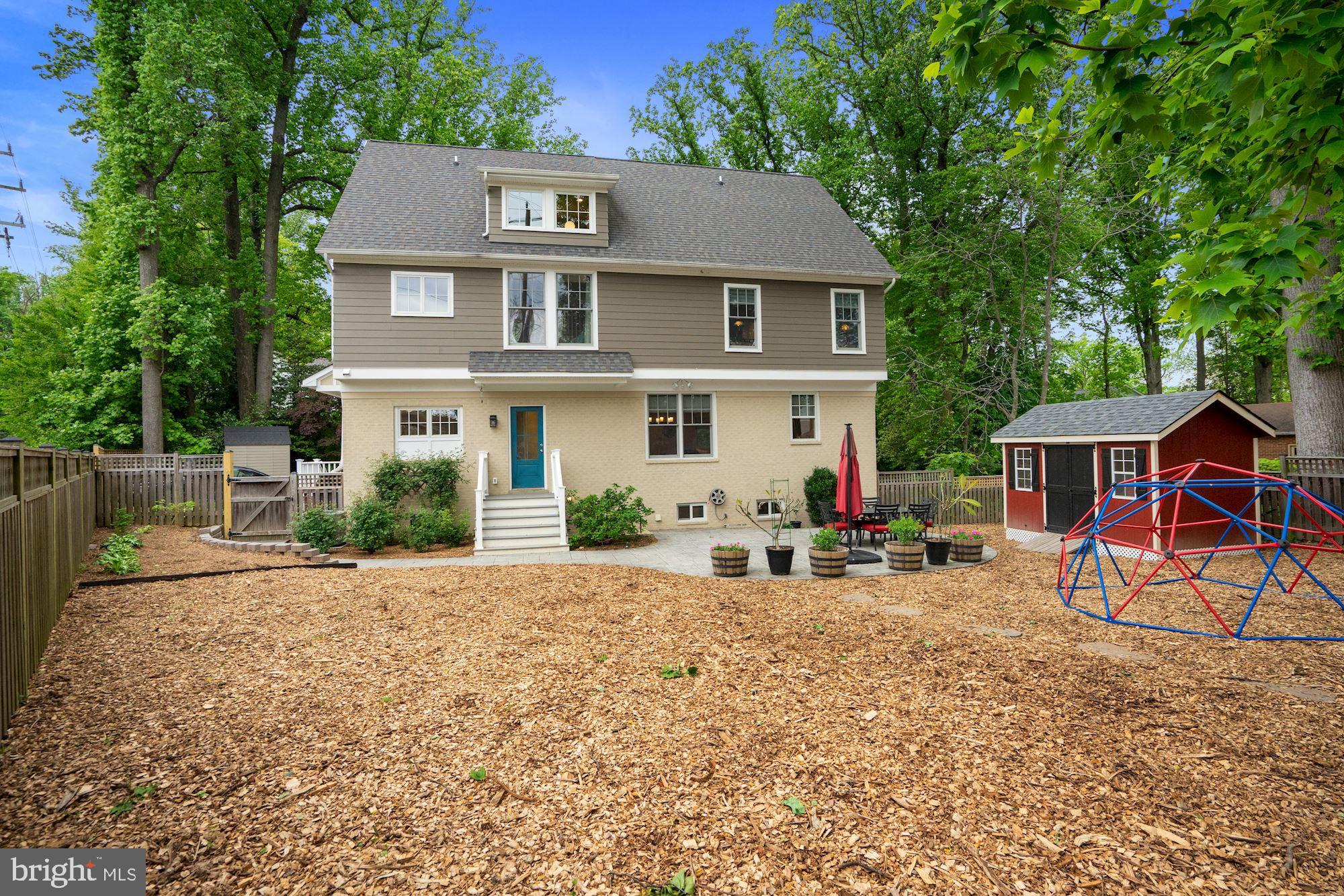 839 Villa Ridge Road Falls Church, VA 22046 - Photo 53 of 55 Large backyard