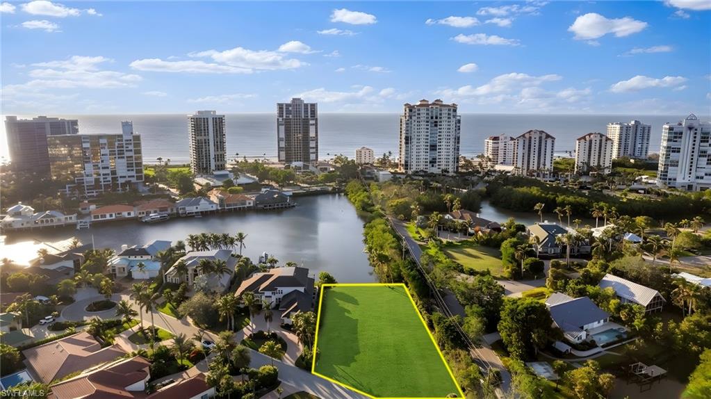 319 Pirates Bight Naples, FL 34103 - Photo 1 of 26 a view of a city