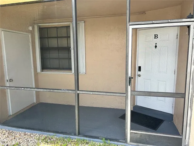 $249,900 | 1017 Washington Circle, Unit 1017B, Homestead, FL 33034