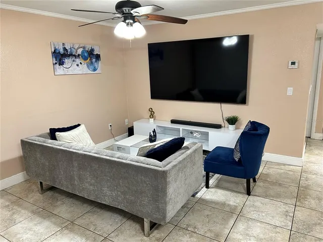 $249,900 | 1017 Washington Circle, Unit 1017B, Homestead, FL 33034